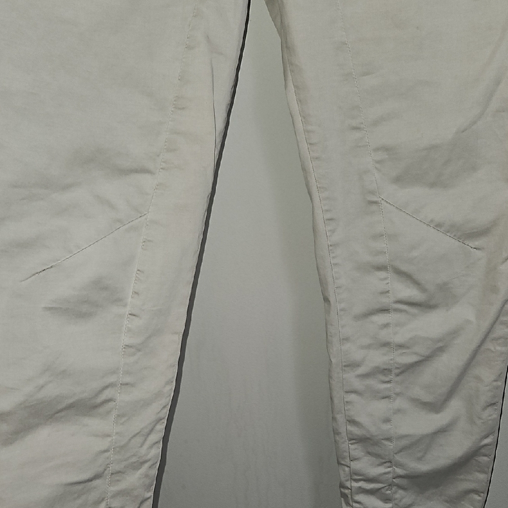 Brunello Cucinelli Women's Beige Tapered Straight Leg Pleated Pants 42 US 6 - Picture 12 of 15